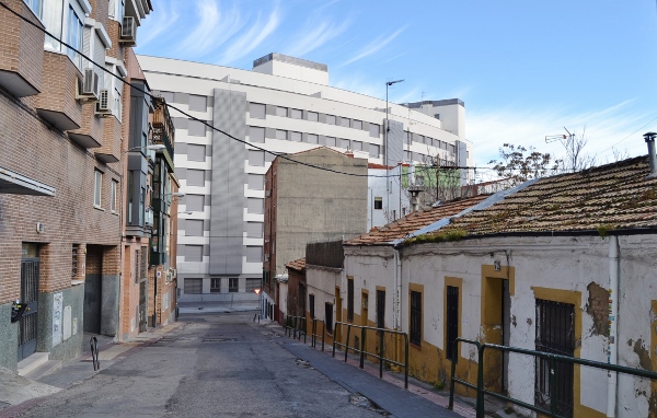 Edificio realojo Paseo de la direccion 